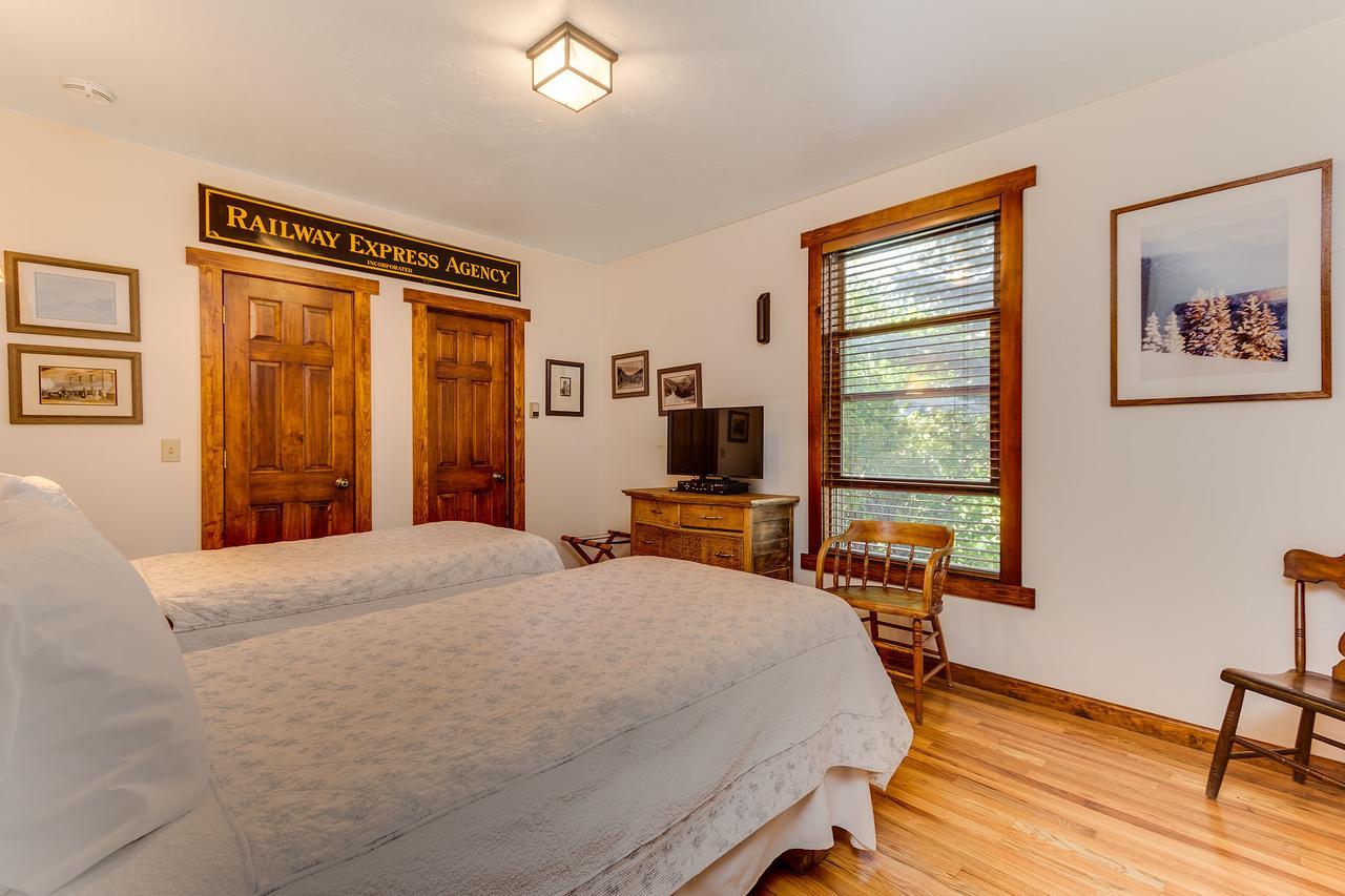 Minturn Inn Bagian luar foto